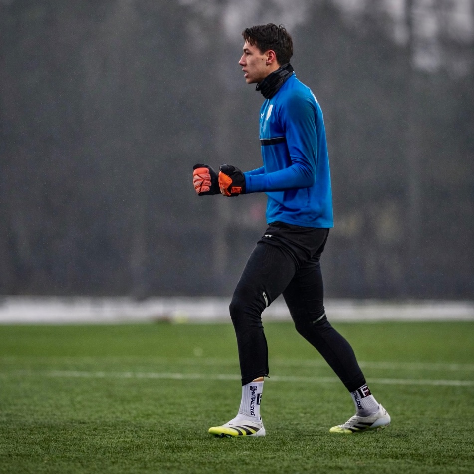 Adrian Frydrych - Profilbild